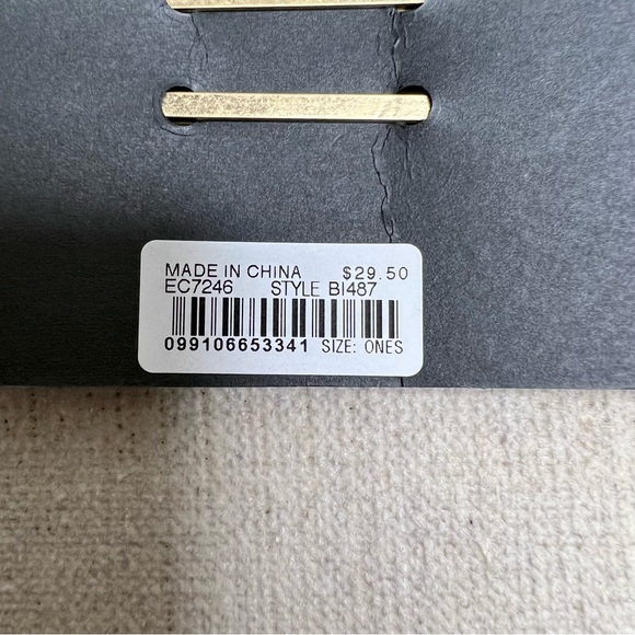 ❤️ J. CREW ❤️ Seashell Bobby Pins Set - Picture 5 of 7